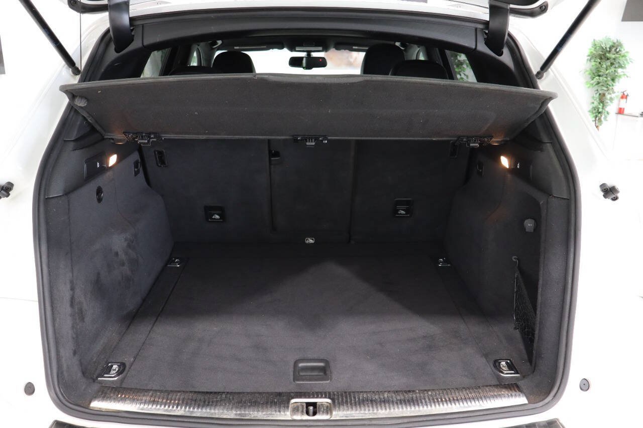 Used 2016 Audi Q5 3.0T Premium Plus AWD/4WD image 10