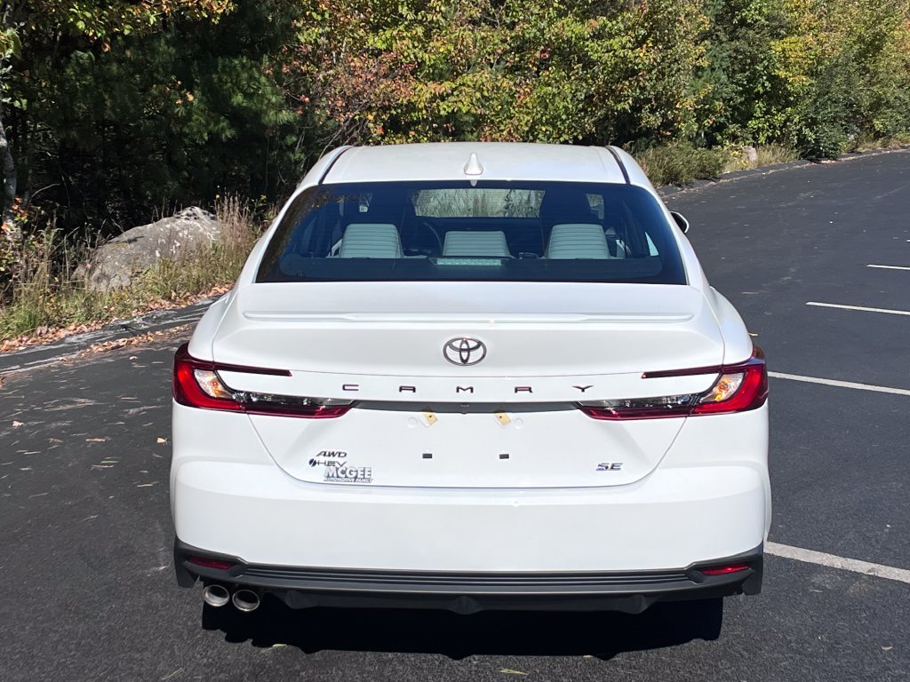 Used 2026 Toyota Camry SE w/ Convenience Package AWD/4WD image 4