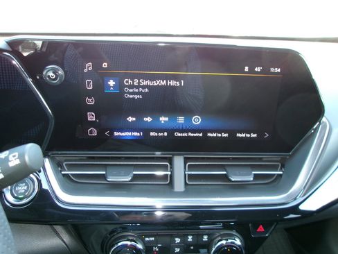 New 2026 Chevrolet Trax RS w/ Sunroof Package image 16