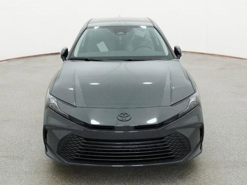 New 2026 Toyota Camry LE image 5