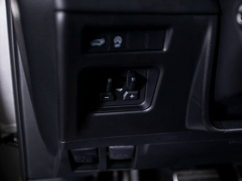 Used 2025 Lexus LX 600 F Sport image 38