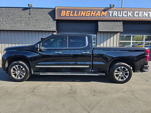 Used 2023 Chevrolet Silverado 1500 High Country w/ Technology Package AWD/4WD image 2