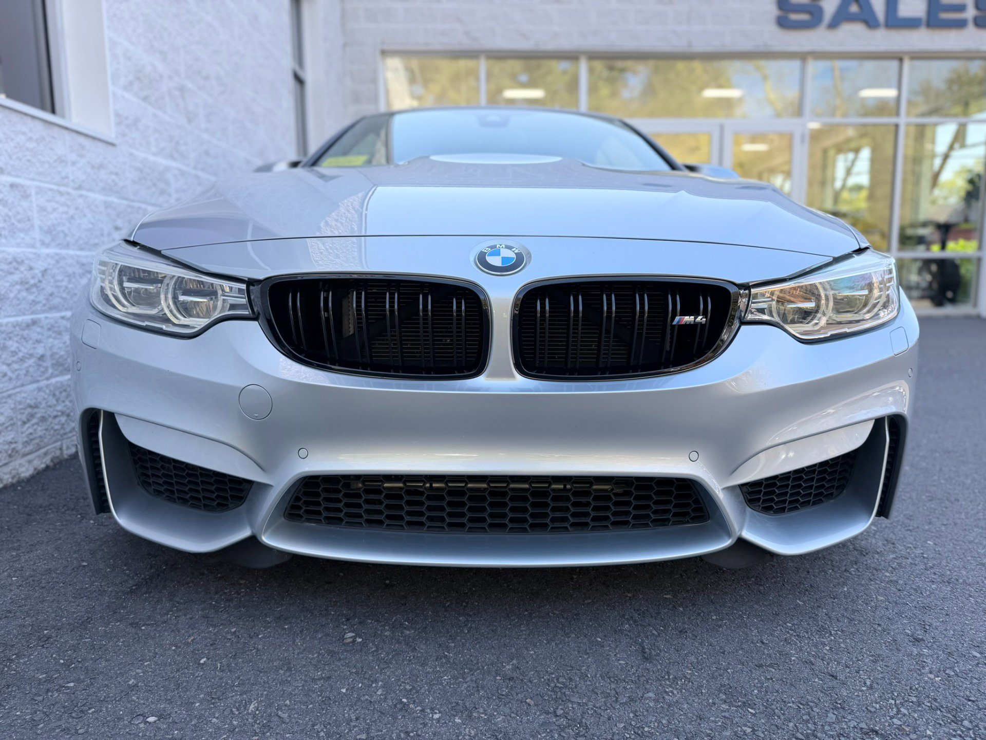Used 2015 BMW M4 Convertible RWD image 19