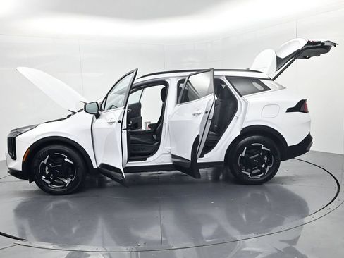 Certified 2026 Kia Sportage EX w/ EX Panorama Roof Package FWD image 59