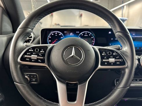 Used 2021 Mercedes-Benz GLA 250 image 26