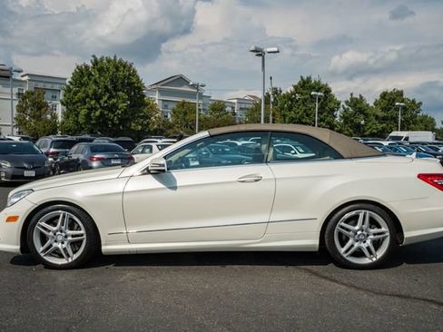 Used 2011 Mercedes-Benz E 550 Cabriolet image 10