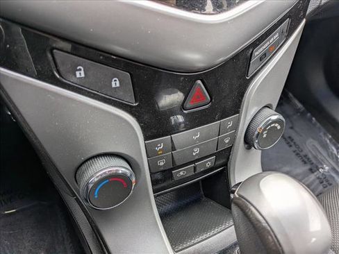 Used 2012 Chevrolet Cruze LT FWD image 13