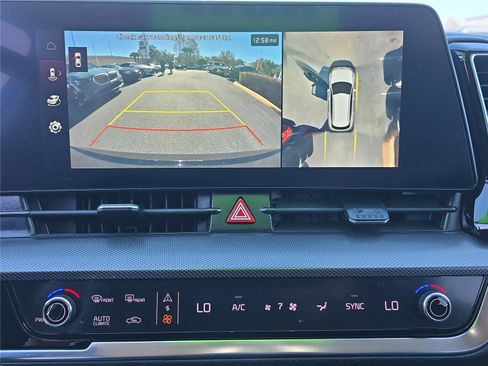 Used 2023 Kia Sportage SX image 20