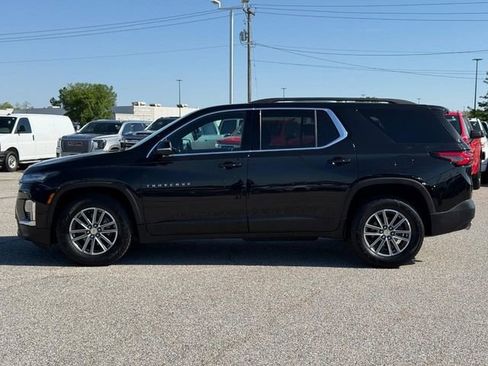 Used 2023 Chevrolet Traverse LT w/ LPO, Floor Liner Package AWD/4WD image 2