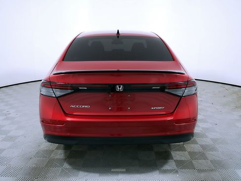 Used 2025 Honda Accord Sport image 9