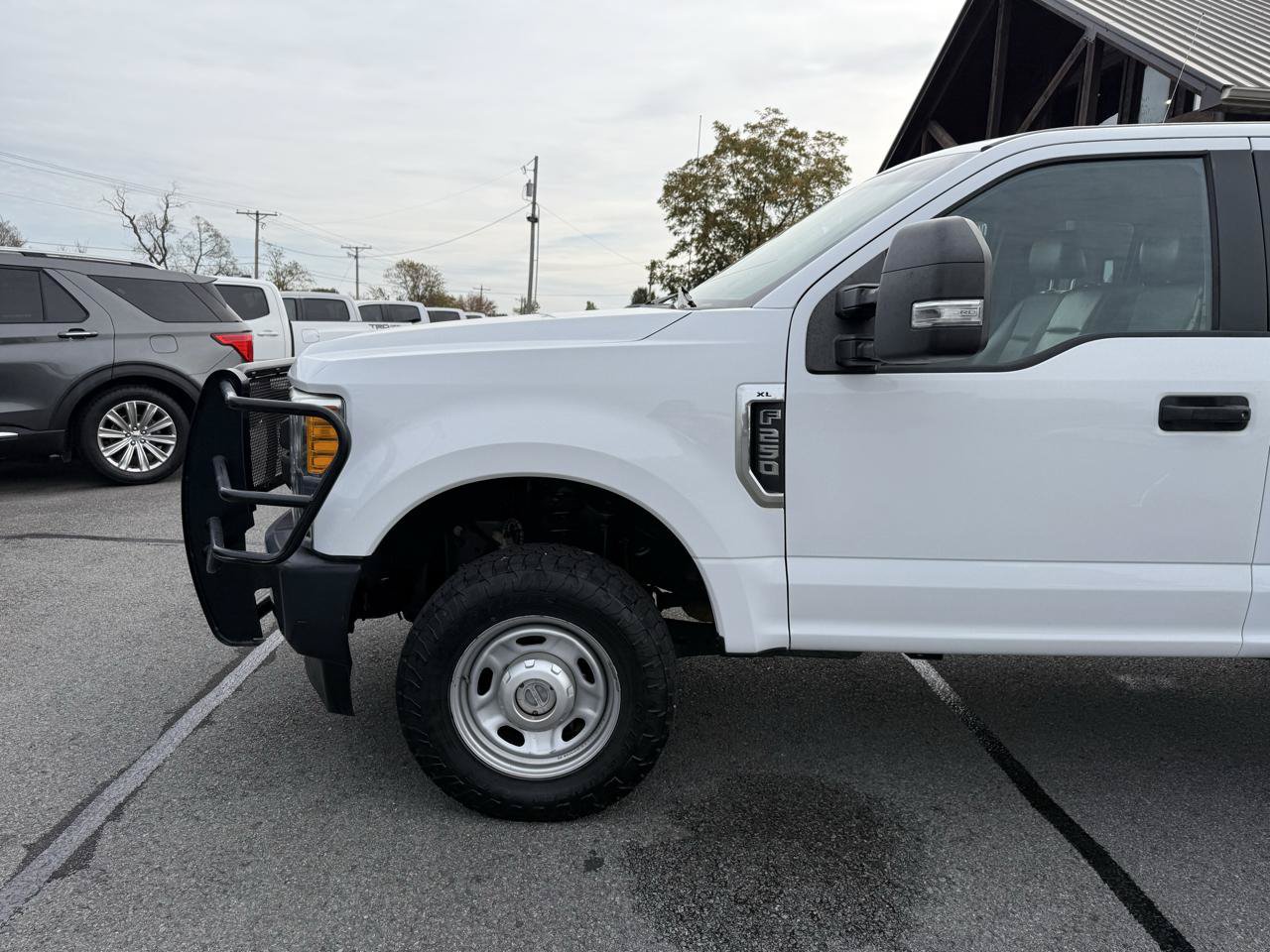 Used 2017 Ford F250 XL w/ Power Equipment Group AWD/4WD image 29