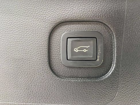 Used 2017 GMC Terrain Denali FWD image 11