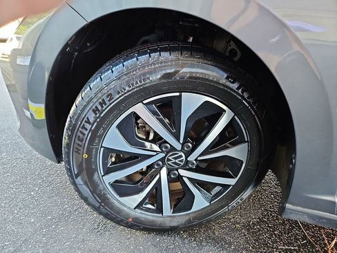 Used 2024 Volkswagen Jetta S image 29