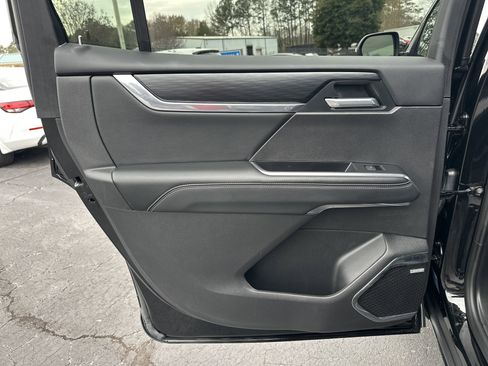 Certified 2025 GMC Acadia Elevation image 22