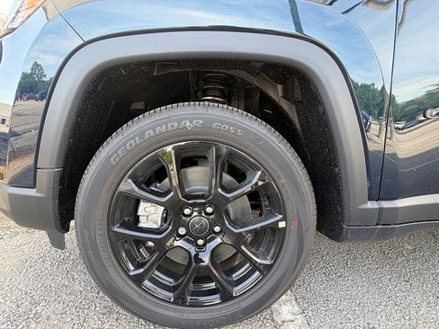 New 2026 Jeep Compass Latitude AWD/4WD image 13