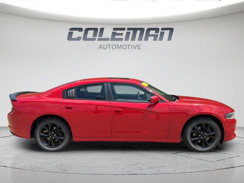 Used 2015 Dodge Charger SE w/ Power Sunroof Group AWD/4WD image 6