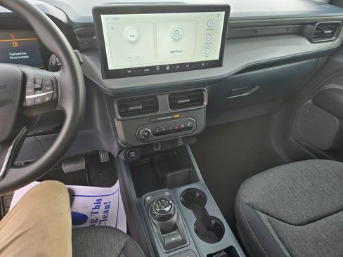 New 2026 Ford Maverick XLT w/ Black Appearance Package AWD/4WD image 9