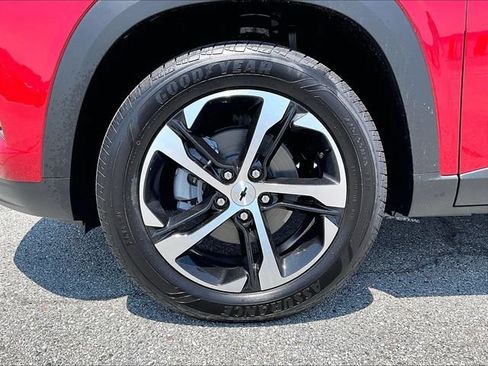 New 2026 Chevrolet Trax RS w/ Driver Confidence Package FWD image 7
