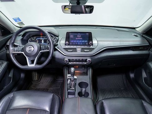 Used 2021 Nissan Altima 2.5 SR w/ SR Premium Package FWD image 25