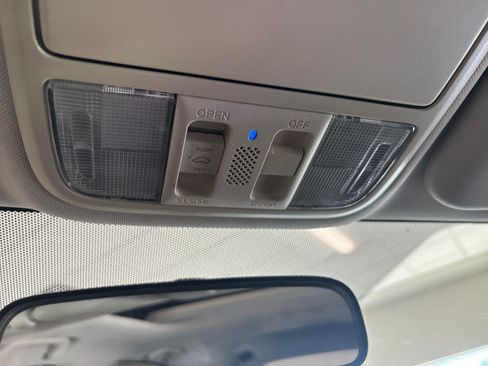 Used 2012 Honda CR-V EX-L image 32