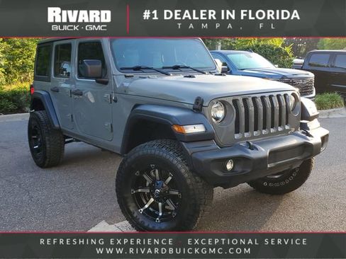 Used 2018 Jeep Wrangler Unlimited Sport S AWD/4WD image 1