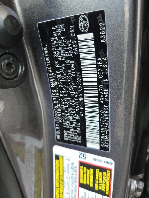 Used 2018 Toyota Camry SE w/ Convenience Package FWD image 19