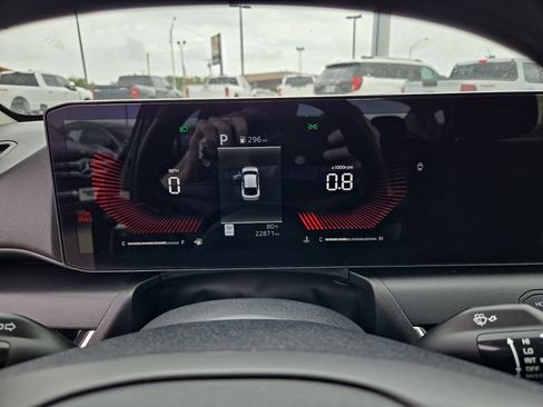 Used 2025 Kia K4 LXS image 4