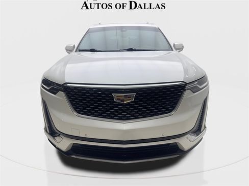 Used 2021 Cadillac XT6 Premium Luxury image 3