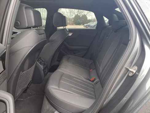 Used 2020 Audi A4 2.0T Premium w/ Convenience Package image 18