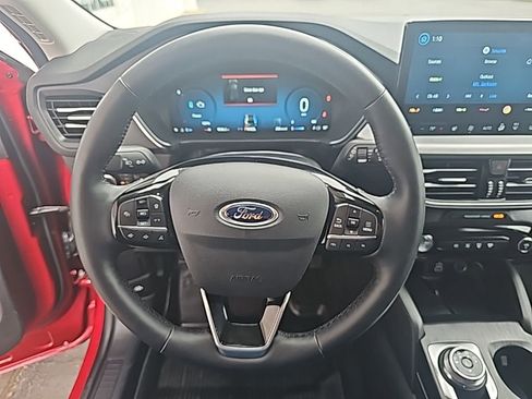 Used 2025 Ford Escape Platinum image 13