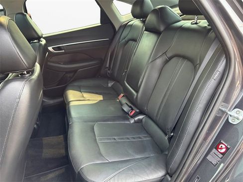 Used 2020 Hyundai Sonata Limited image 13