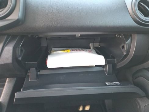 Used 2022 Toyota Tacoma SR w/ SX Package image 27