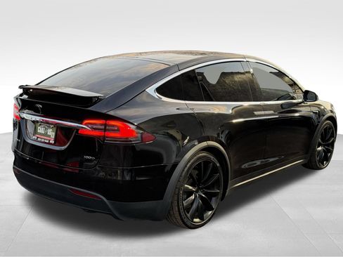 Used 2018 Tesla Model X 100D AWD/4WD image 11