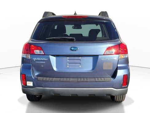 Used 2014 Subaru Outback 2.5i Limited w/ Moonroof Package image 4