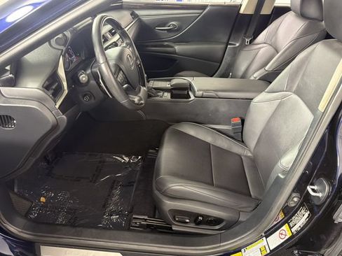Used 2019 Lexus ES 350 w/ Premium Package FWD image 17