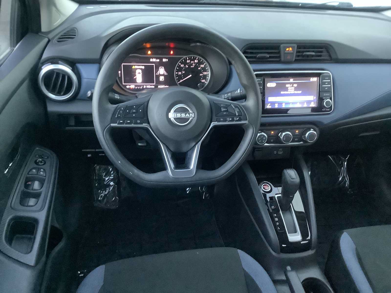 Used 2024 Nissan Versa SV FWD image 10