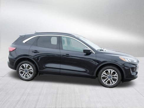 Used 2020 Ford Escape SEL image 8