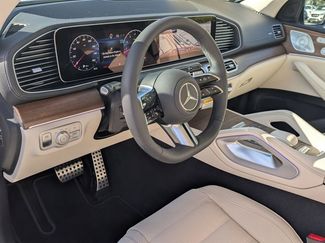 New 2026 Mercedes-Benz GLS 450 4MATIC video 3