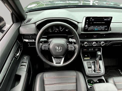 Used 2025 Honda CR-V Sport Touring image 8