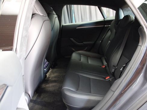 Used 2023 Tesla Model S AWD image 37