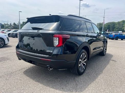 Certified 2024 Ford Explorer ST-Line w/ Class IV Trailer Tow Package AWD/4WD image 4