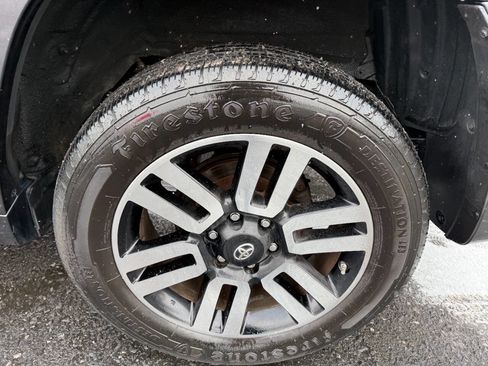 Used 2016 Toyota 4Runner Limited image 10