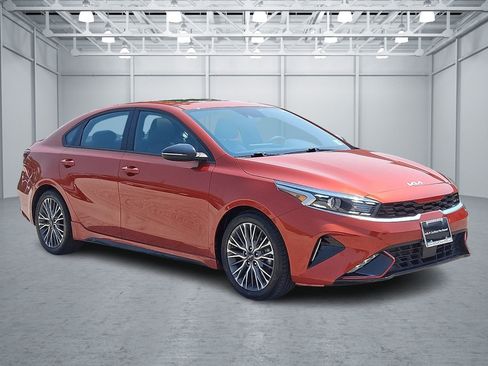 Used 2022 Kia Forte GT-Line w/ GT-Line Premium Package FWD image 7