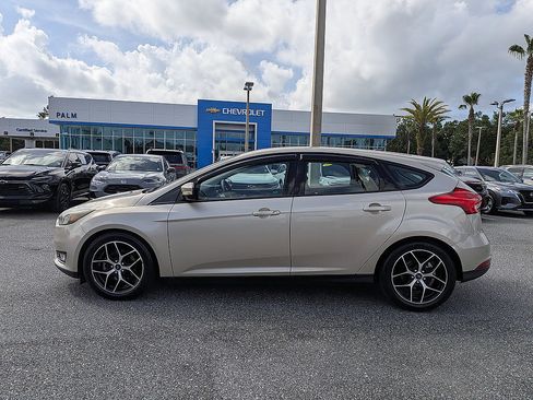 Used 2017 Ford Focus SEL FWD image 6