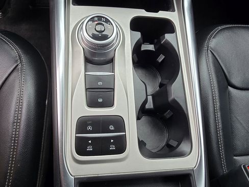 Used 2023 Ford Explorer Limited image 32