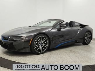 Used 2019 BMW i8 Roadster AWD/4WD video 1