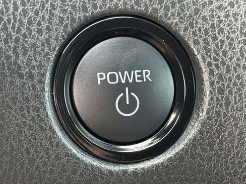 Used 2025 Toyota Camry SE w/ Convenience Package FWD image 22