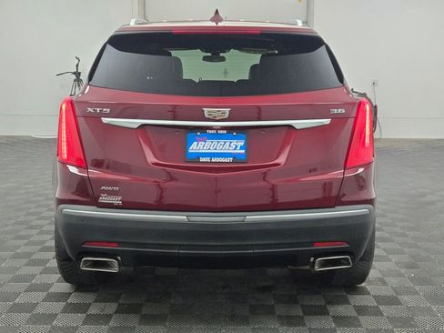 Used 2018 Cadillac XT5 AWD image 9