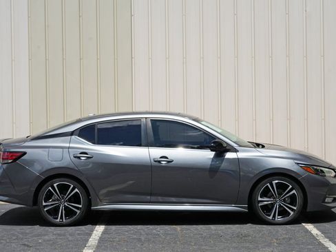 Used 2023 Nissan Sentra SR w/ SR Premium Package FWD image 48