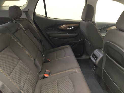 Used 2021 GMC Terrain SLE FWD image 19